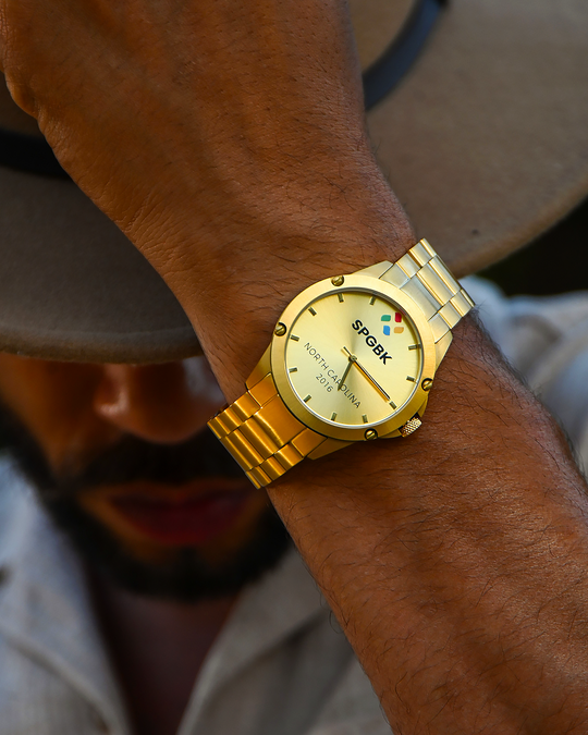 The Fayetteville - Unisex Gold Stainless Steel Bracelet, 44mm