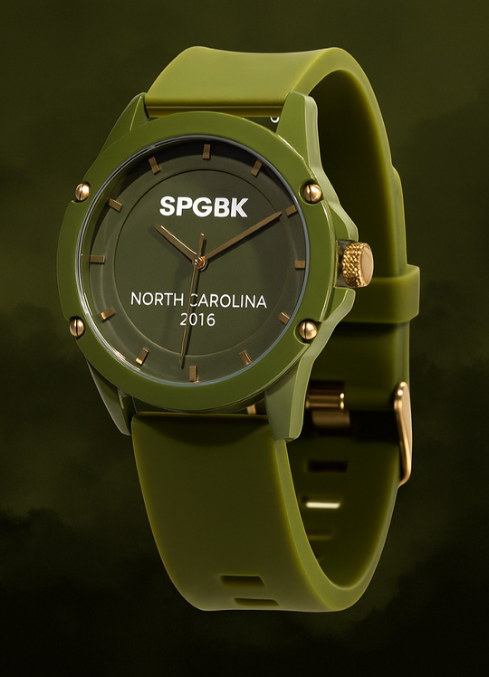 **NEW Matcha, Green Tea & Gold Unisex - 44mm