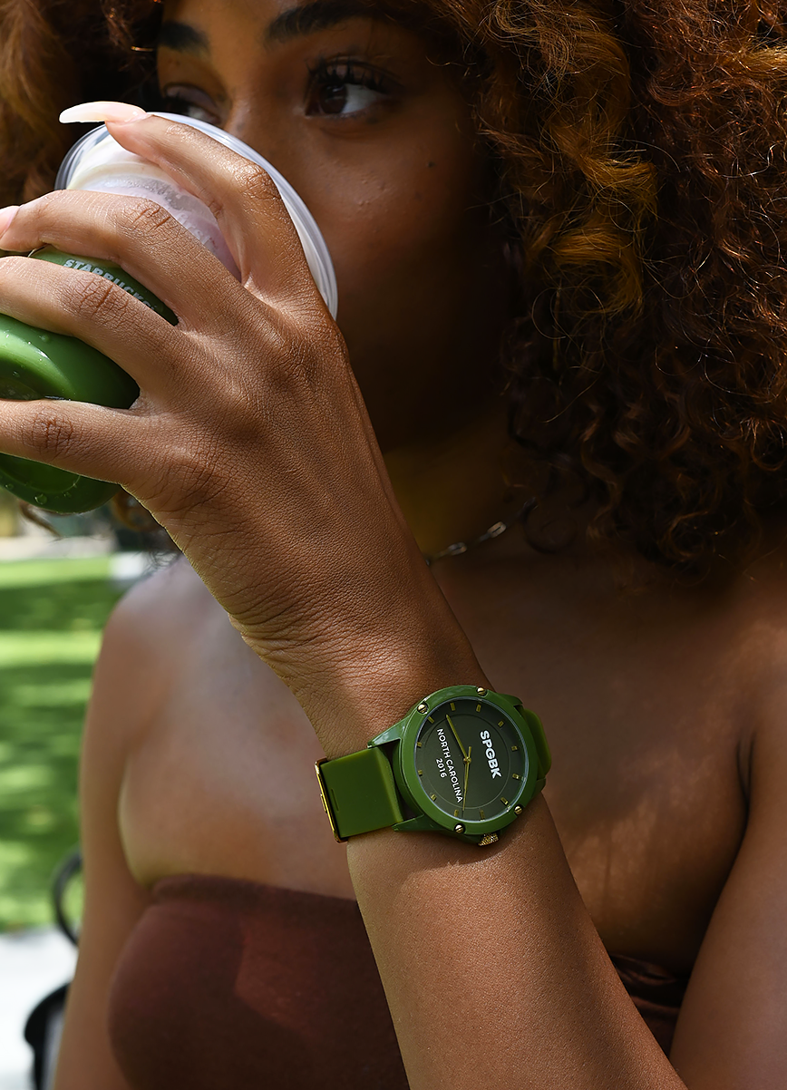 **NEW Matcha, Green Tea & Gold Unisex - 44mm